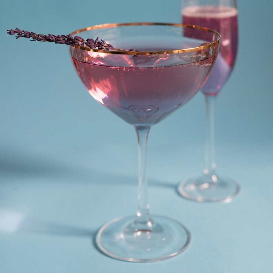 Botanical flavor trends: lavender pear sparkling tea, where carbonation and acid can sharpen floral lift.